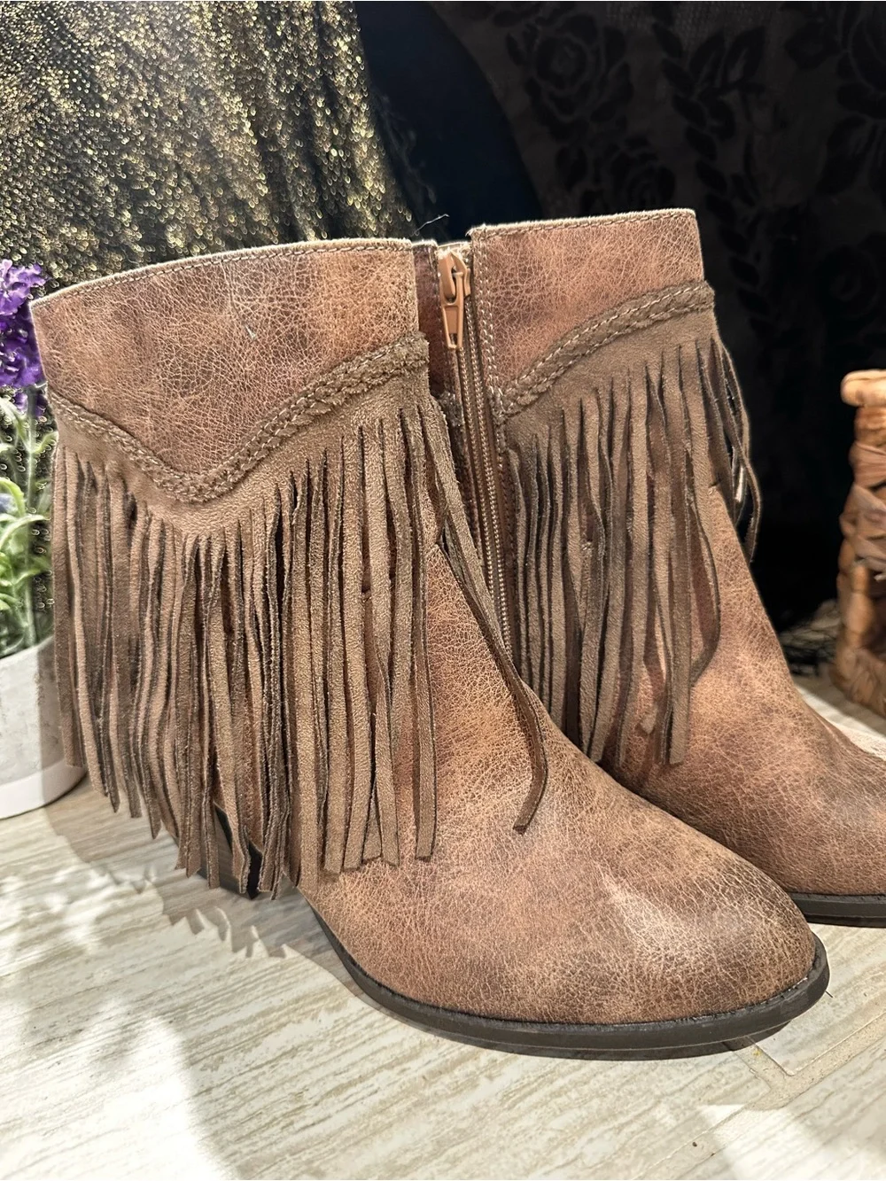 Fringed Brown Women's Ankle Boots - Stylish Western-Inspired Slip-On
